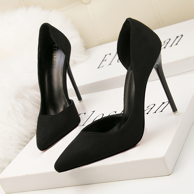 8915-3 Korean-style fashionable and simple low-heeled high-heeled suede women's shoes with slim toe shape, pointed tip, side sexy hollow design, suitable for slimming effect.