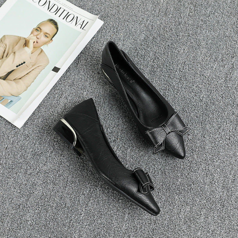 New style metal-head professional work shoes - elegant pointed-toe single shoes in black with thick heels - suitable for long working hours, not tiring the feet and made of durable leather.