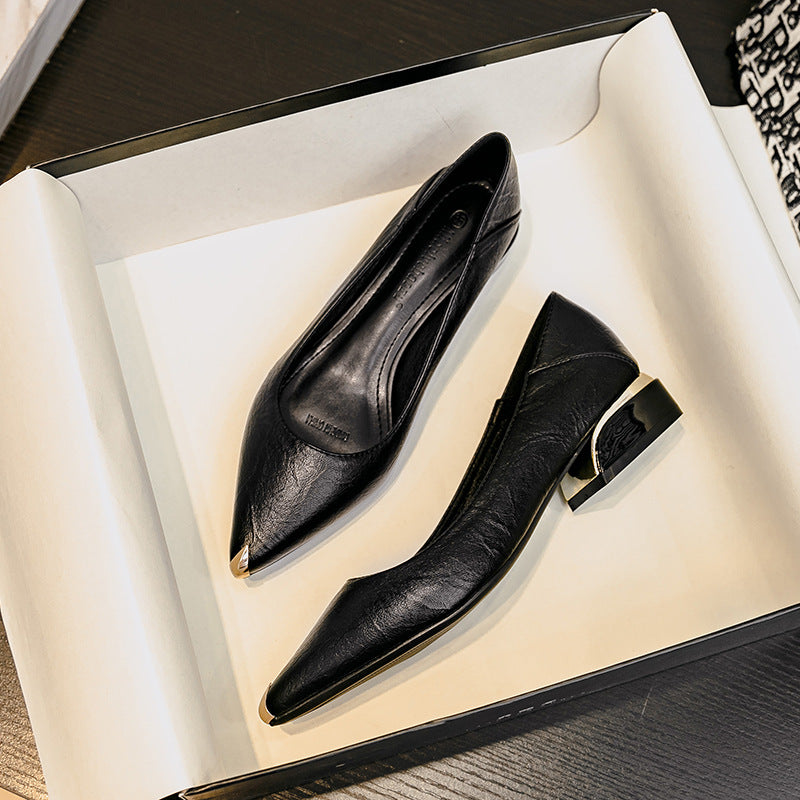 New style metal-head professional work shoes - elegant pointed-toe single shoes in black with thick heels - suitable for long working hours, not tiring the feet and made of durable leather.