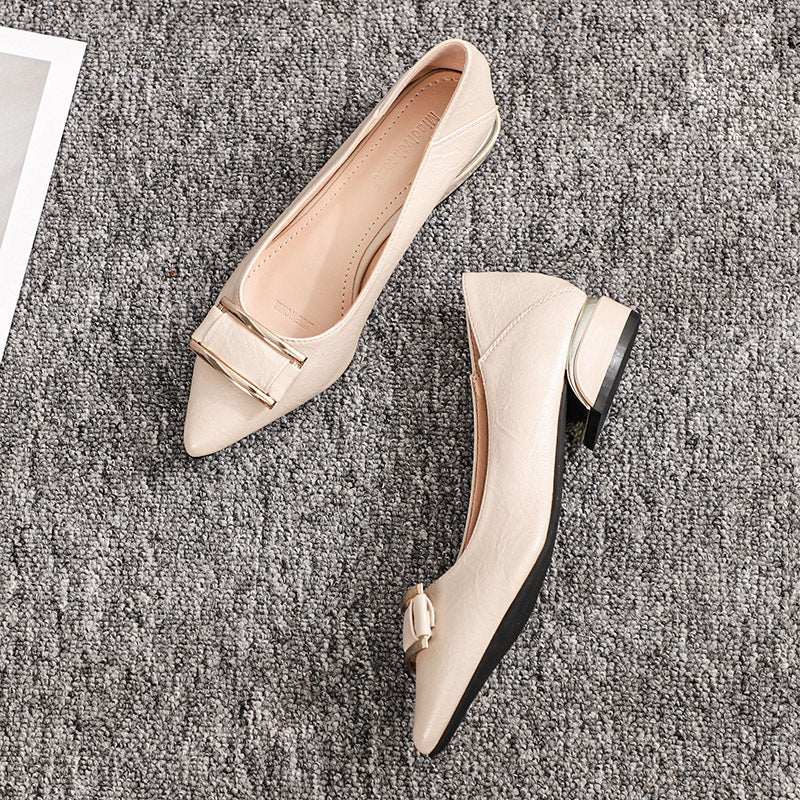 New style metal-head professional work shoes - elegant pointed-toe single shoes in black with thick heels - suitable for long working hours, not tiring the feet and made of durable leather.