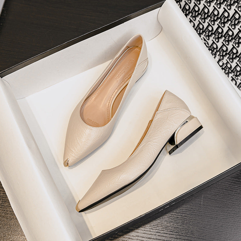 New style metal-head professional work shoes - elegant pointed-toe single shoes in black with thick heels - suitable for long working hours, not tiring the feet and made of durable leather.