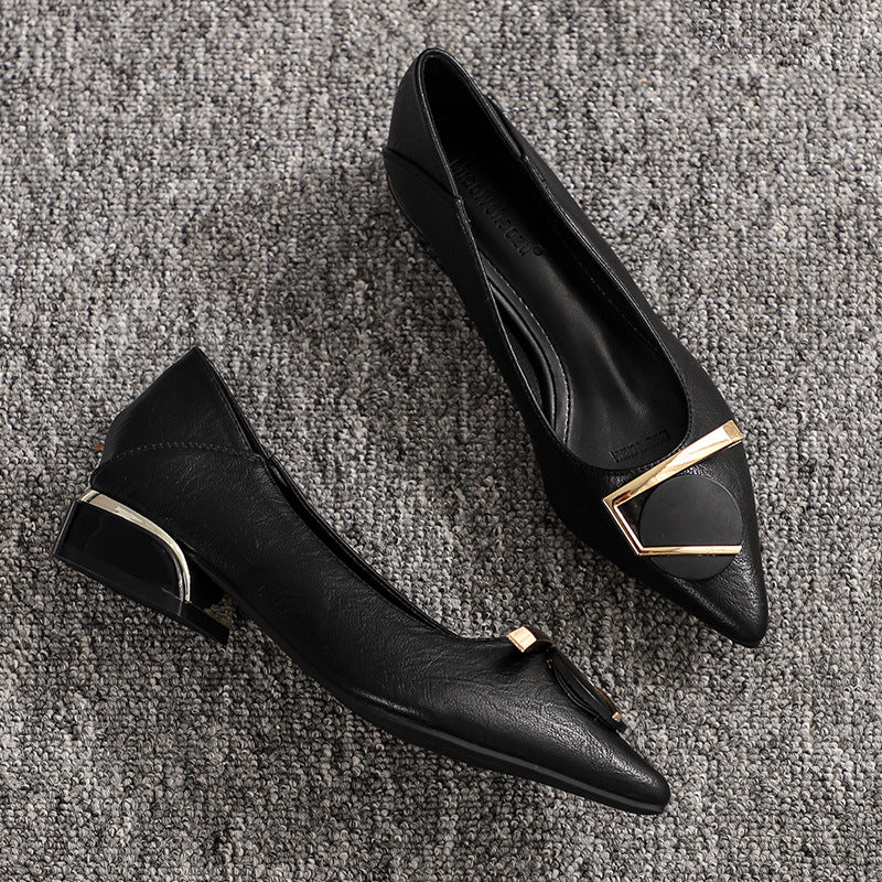 New style metal-head professional work shoes - elegant pointed-toe single shoes in black with thick heels - suitable for long working hours, not tiring the feet and made of durable leather.